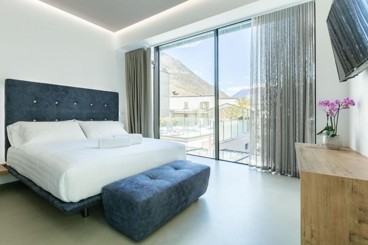 Domus Cavour Rooms&Suites Tirano Exteriér fotografie