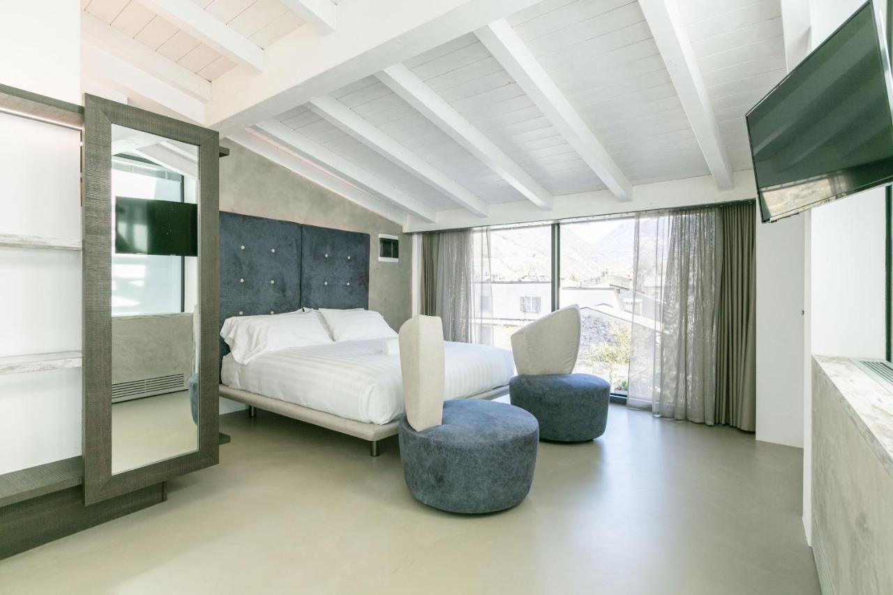Domus Cavour Rooms&Suites Tirano Exteriér fotografie