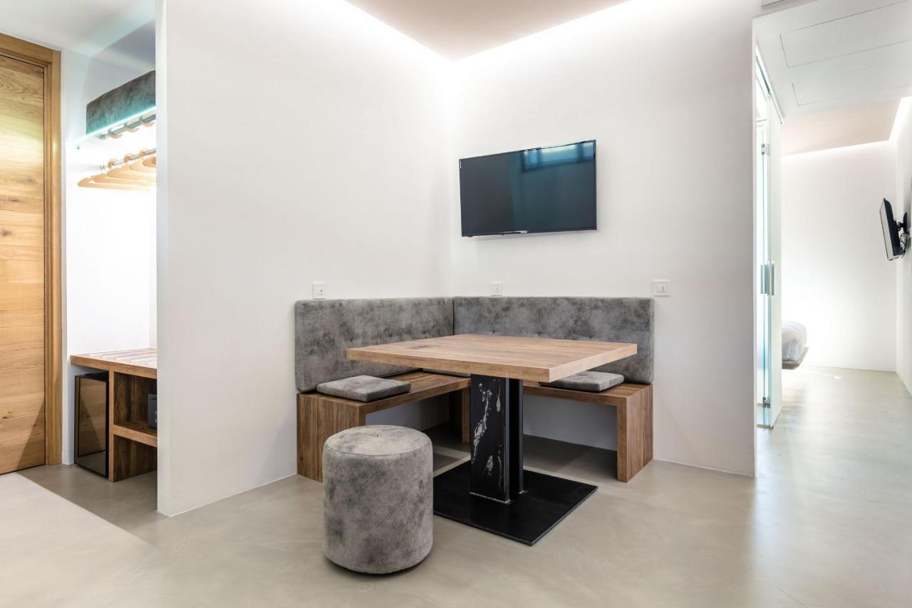 Domus Cavour Rooms&Suites Tirano Exteriér fotografie