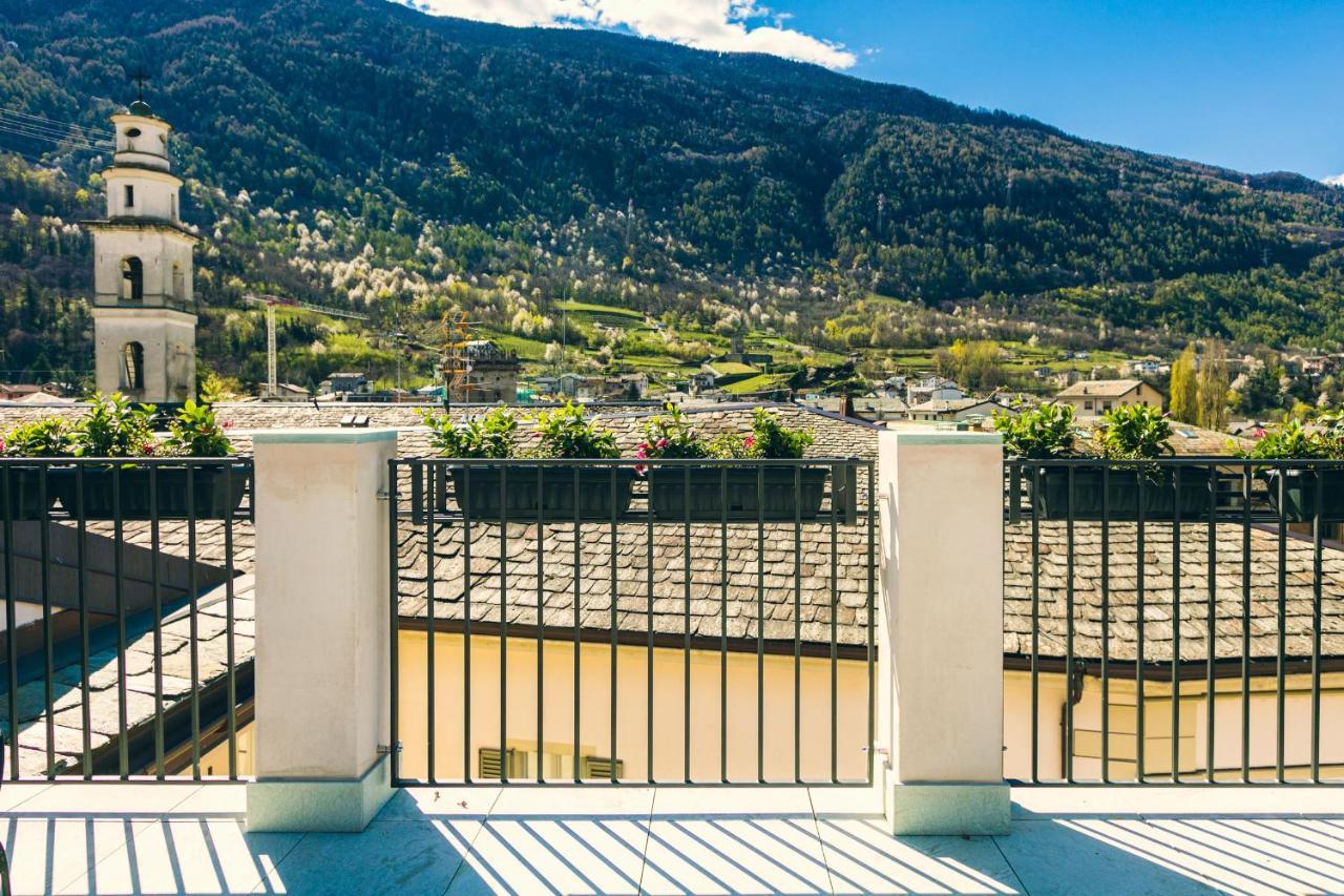 Domus Cavour Rooms&Suites Tirano Exteriér fotografie