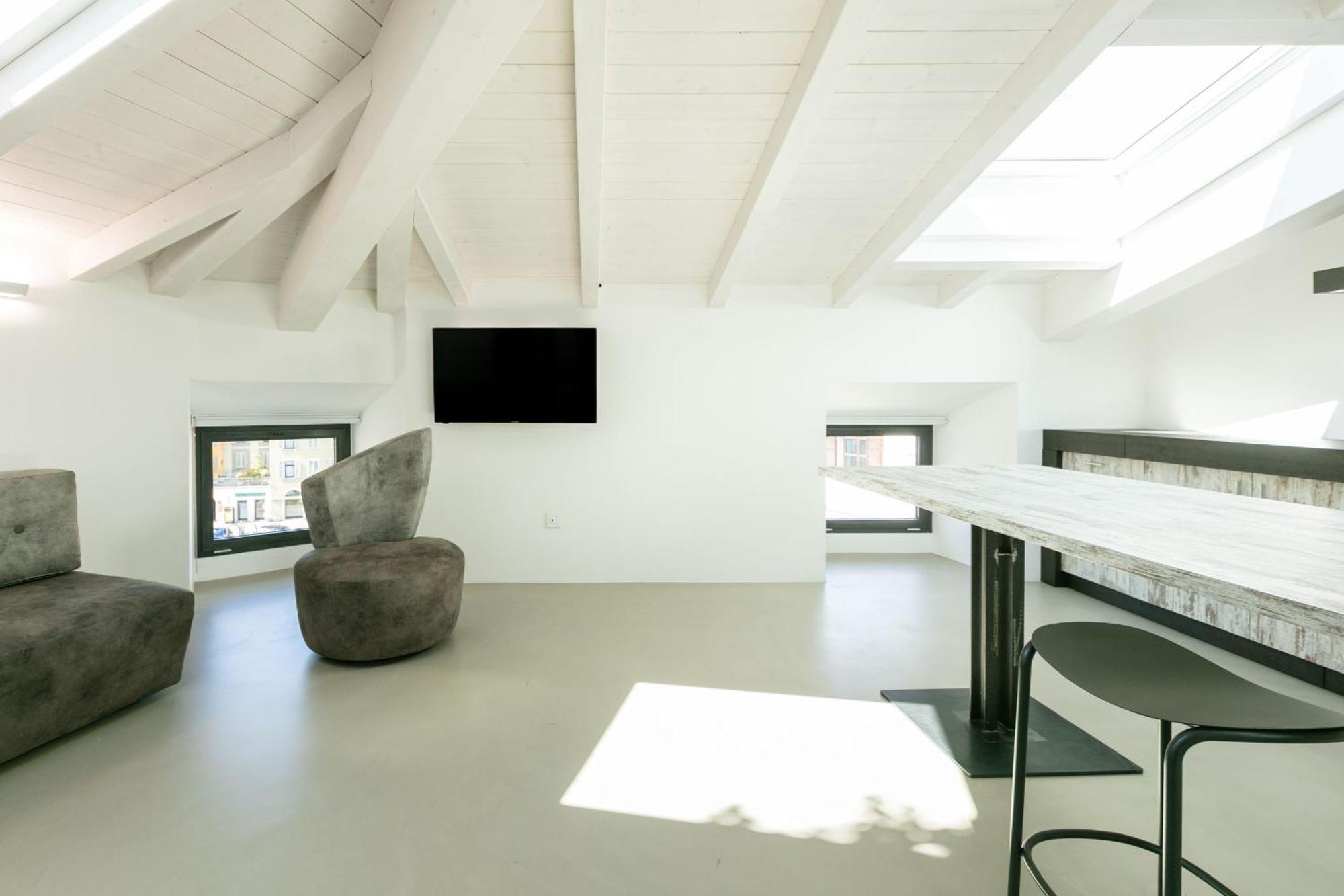 Domus Cavour Rooms&Suites Tirano Pokoj fotografie