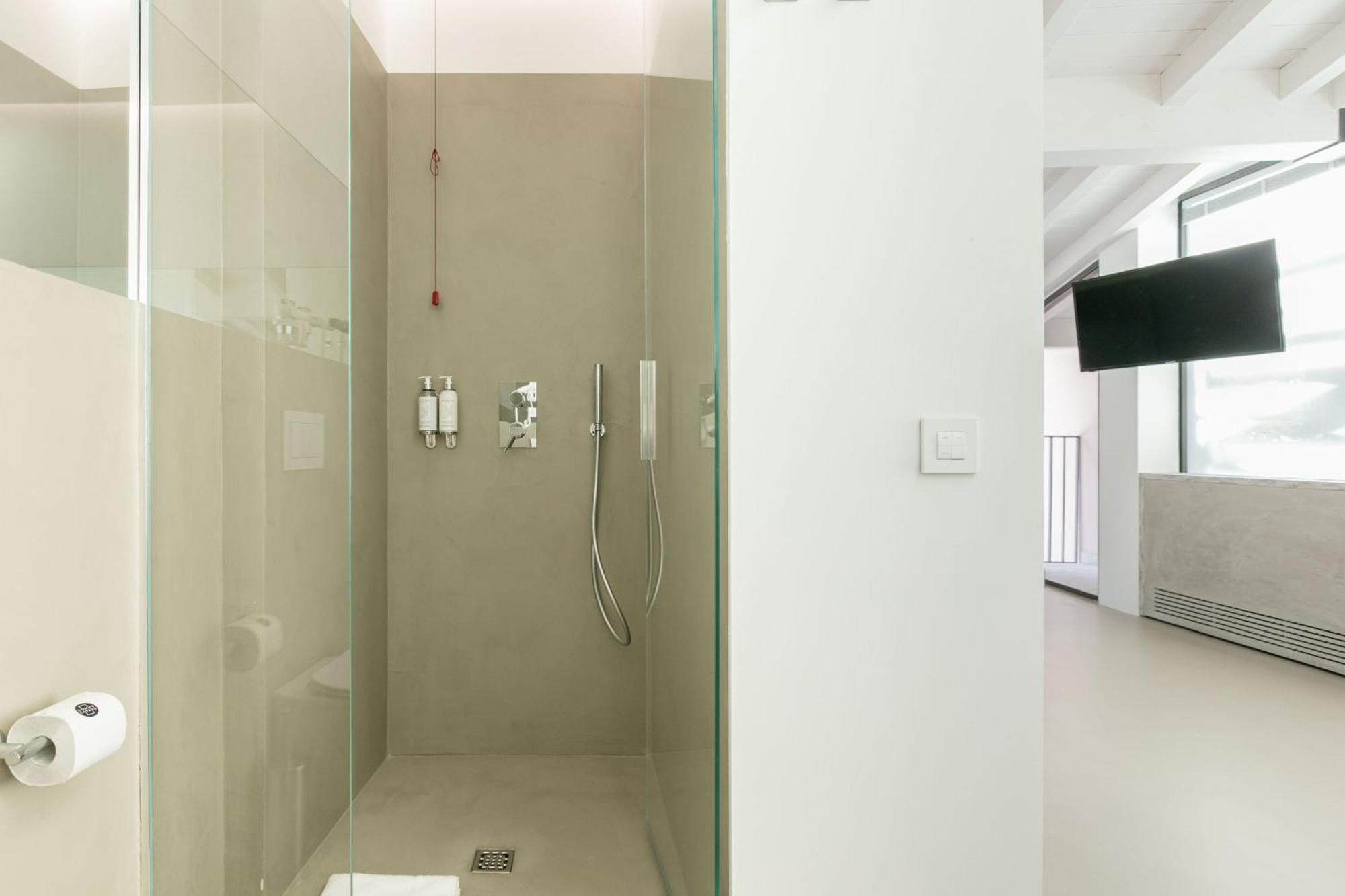 Domus Cavour Rooms&Suites Tirano Pokoj fotografie