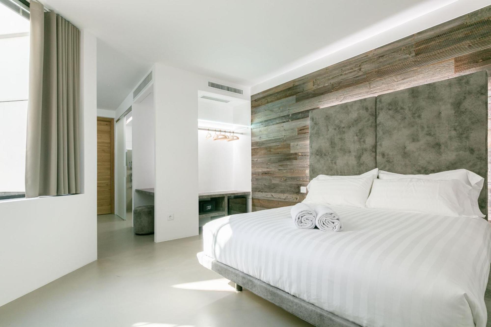 Domus Cavour Rooms&Suites Tirano Pokoj fotografie