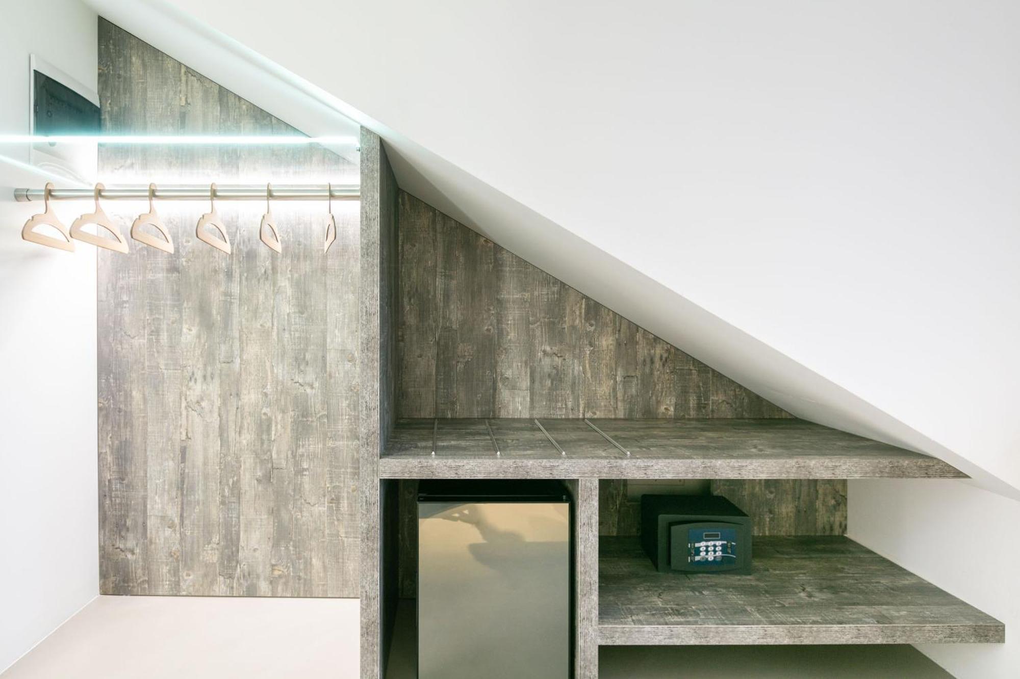 Domus Cavour Rooms&Suites Tirano Pokoj fotografie